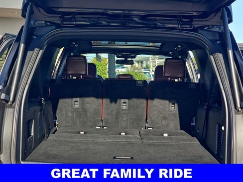 Used 2023 Ford Expedition Max Limited image 13