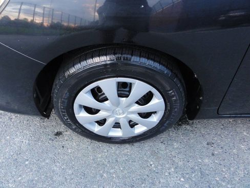 Used 2009 Toyota Corolla LE FWD image 7