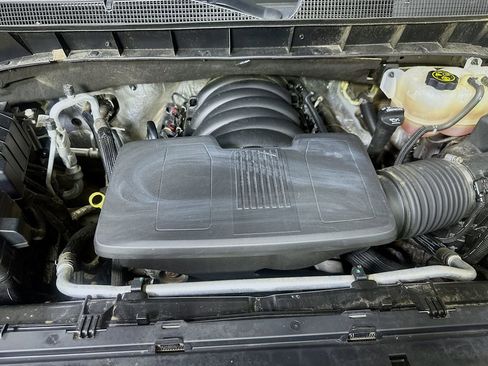 Used 2020 Chevrolet Silverado 1500 LT w/ All-Star Edition RWD image 9