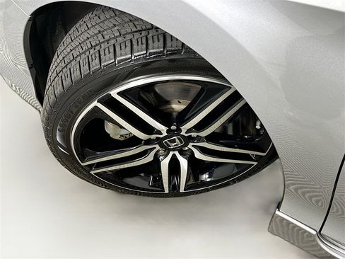 Used 2016 Honda Accord Sport image 24