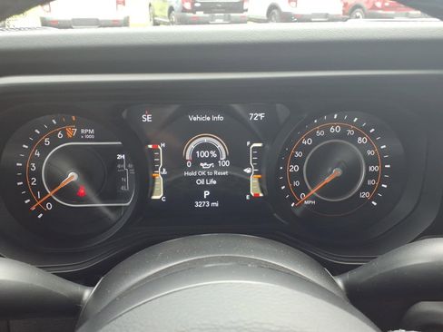 Used 2026 Jeep Gladiator Mojave AWD/4WD image 27