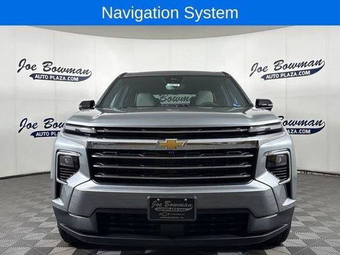 New 2026 Chevrolet Traverse LT w/ Driver Confidence Package AWD/4WD image 4