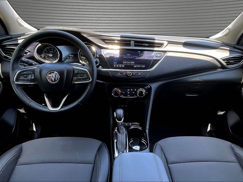 Used 2023 Buick Encore GX Preferred w/ Cold Weather Comfort Package FWD image 7