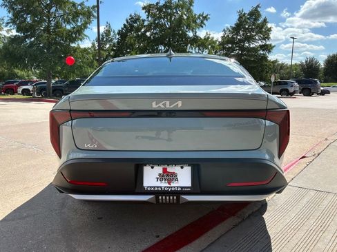 Used 2025 Kia K4 FWD image 7