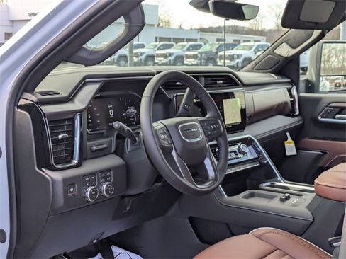 New 2026 GMC Sierra 3500 Denali Ultimate image 14