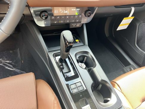 New 2026 Subaru Outback Touring XT AWD/4WD image 21