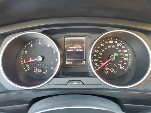 Used 2019 Volkswagen Tiguan SE w/ Panoramic Sunroof Package image 22