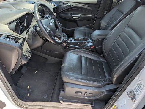 Used 2014 Ford Escape Titanium AWD/4WD image 10