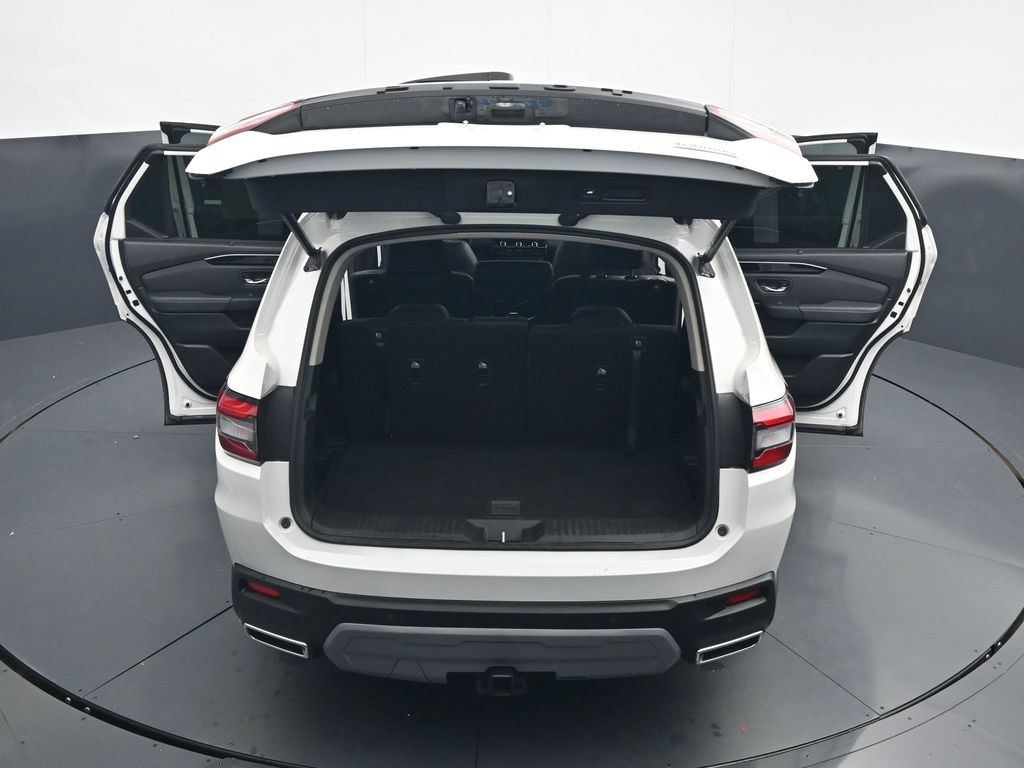 Used 2025 Honda Pilot Touring image 49