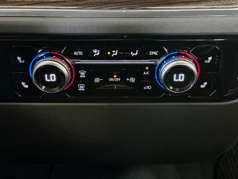 Used 2024 GMC Sierra 1500 Elevation AWD/4WD image 23