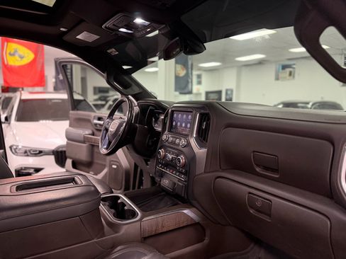 Used 2022 GMC Sierra 3500 Denali image 39