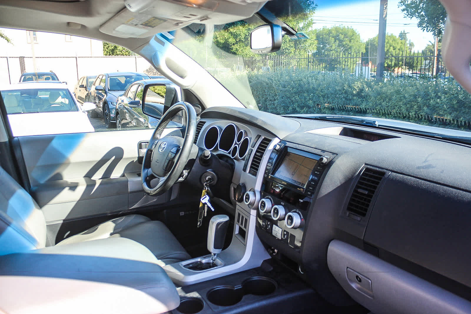 Used 2008 Toyota Sequoia Limited RWD image 21