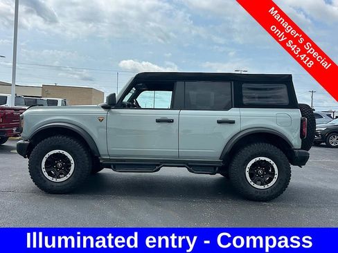 Used 2023 Ford Bronco Badlands w/ Sasquatch Package image 5