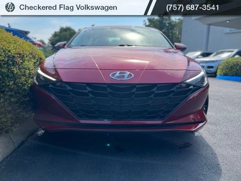 Used 2023 Hyundai Elantra SEL FWD image 12