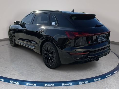 Used 2024 Audi Q8 e-tron Prestige w/ Prestige Package AWD/4WD image 10