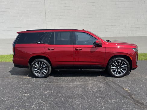 Used 2024 Cadillac Escalade Sport image 7