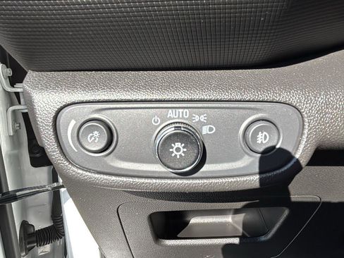 Certified 2023 Chevrolet TrailBlazer LT w/ Convenience Package image 14