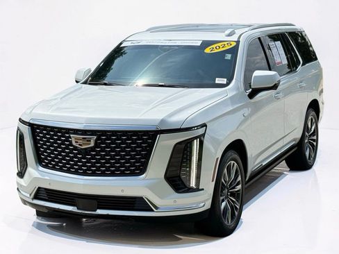 Certified 2025 Cadillac Escalade Premium Luxury w/ Touring Package AWD/4WD image 11
