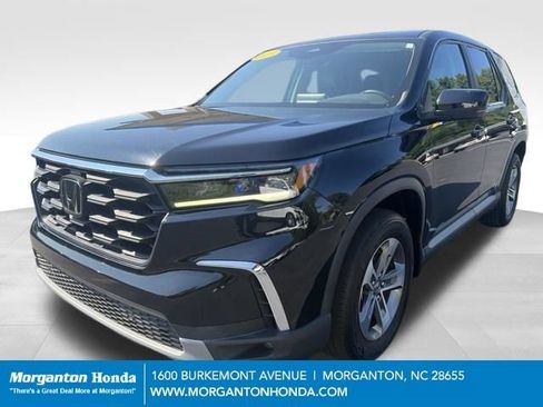 Used 2023 Honda Pilot EX-L image 3