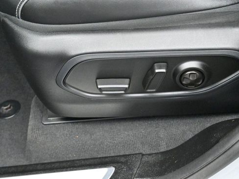 Used 2023 Jeep Grand Cherokee L Overland AWD/4WD image 16