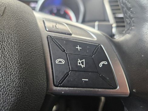 Used 2013 Mercedes-Benz ML 350 4MATIC image 27