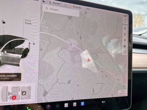 Used 2020 Tesla Model Y Performance image 24