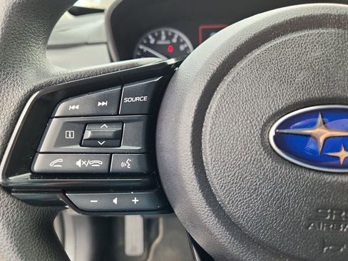 Used 2024 Subaru Crosstrek 2.0i Premium image 17