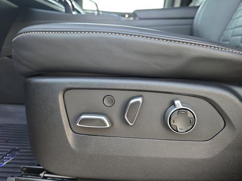 Certified 2024 Cadillac Escalade ESV V w/ Heavy-Duty Trailer Package image 29