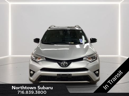 Used 2017 Toyota RAV4 SE AWD/4WD image 9