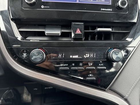 Used 2024 Toyota Camry SE image 16