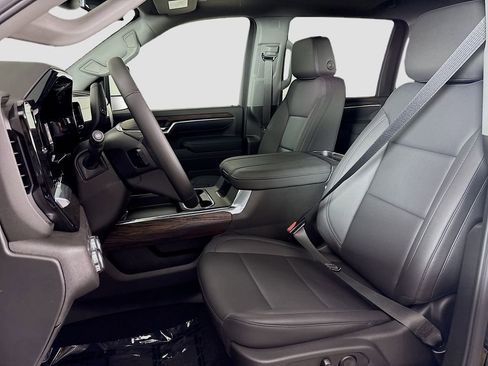 New 2025 GMC Sierra 3500 SLT w/ SLT Premium Package image 21