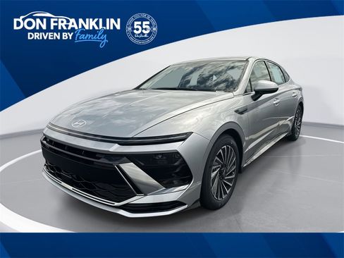 New 2025 Hyundai Sonata SEL image 1