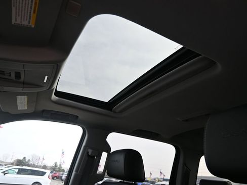 Used 2018 GMC Sierra 3500 Denali w/ Duramax Plus Package image 24