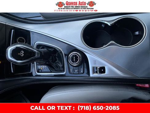 Used 2017 INFINITI Q60 3.0t w/ Cargo Package image 17