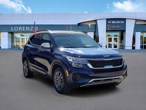Used 2023 Kia Seltos S FWD image 3