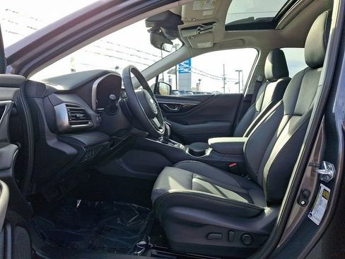 Used 2025 Subaru Outback Onyx Edition XT image 13