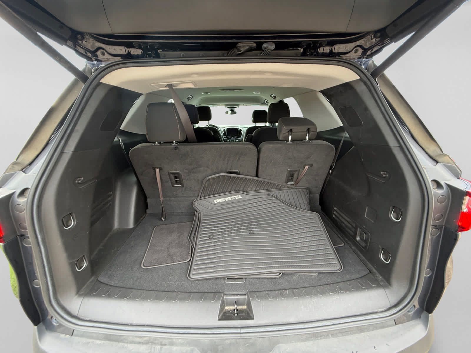 Used 2020 Chevrolet Traverse LT FWD image 22