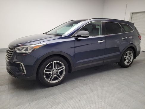 Used 2017 Hyundai Santa Fe SE image 2