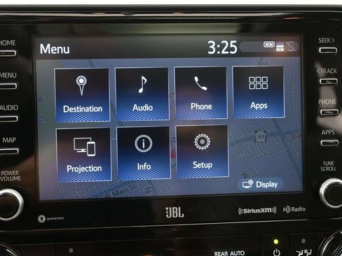 Used 2021 Toyota Highlander Limited AWD/4WD image 17
