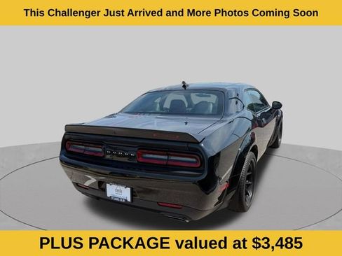 Used 2023 Dodge Challenger R/T Scat Pack RWD image 5