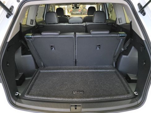 New 2026 Volkswagen Atlas SE image 11