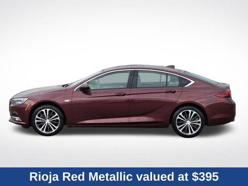 Used 2018 Buick Regal Essence w/ Driver Confidence Package #1 AWD/4WD image 8