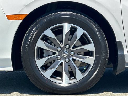 Used 2024 Honda Odyssey EX-L image 27
