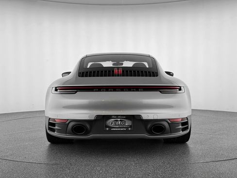 Used 2024 Porsche 911 Carrera T image 5