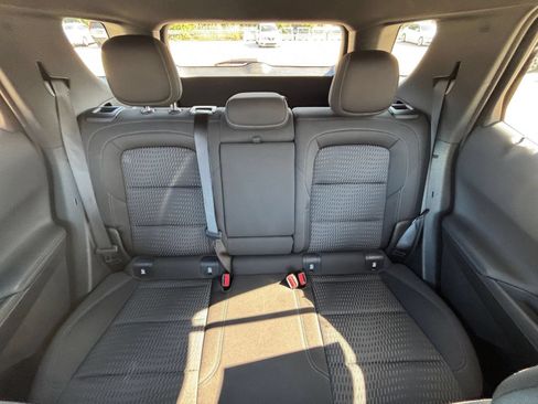 Used 2025 Chevrolet Equinox LT FWD image 38
