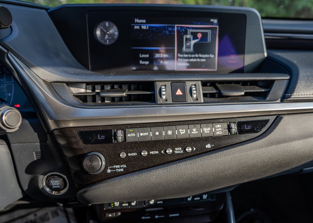 Used 2019 Lexus ES 350 w/ Premium Package FWD image 20