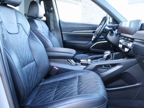 Used 2023 Kia Telluride SX X-Line image 10
