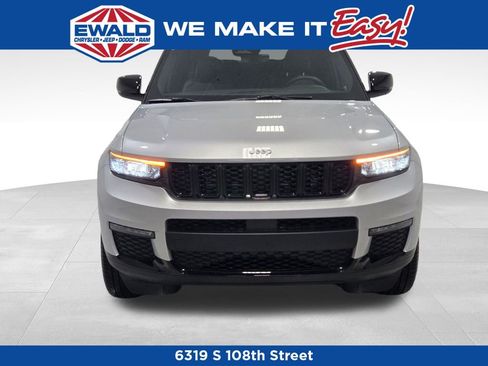 New 2025 Jeep Grand Cherokee L Limited image 16