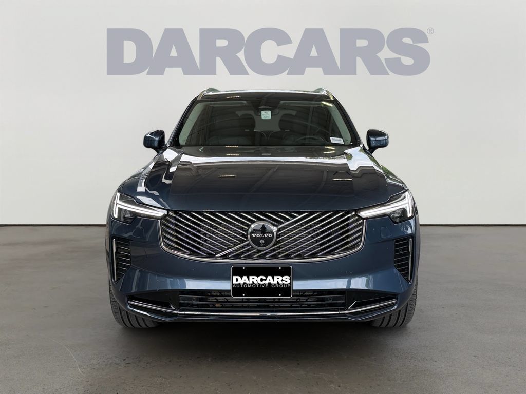 Certified 2026 Volvo XC90 B5 Ultra AWD/4WD image 2