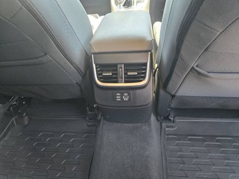 Used 2024 Subaru Outback Premium AWD/4WD image 25
